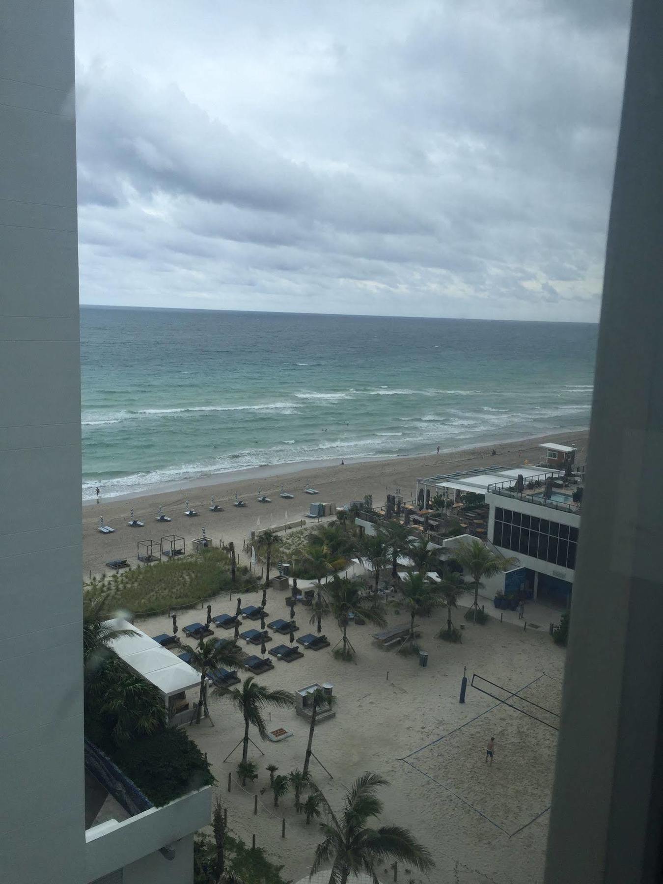 Apartments At Sian Residences Hallandale Beach Exterior photo